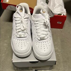 Women’s Nike Air Force 1 Low White Sneakers